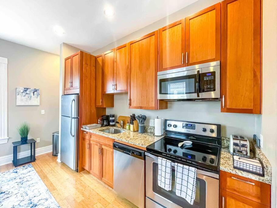 Modern Studio Full Kitchen & Balcony The Hill Tower Grove Екстериор снимка